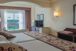 Junior Suites at the Hotel Riu Palace Aruba